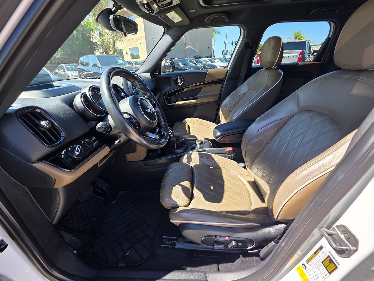 Mini Countryman photo 17