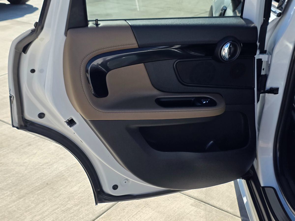 Mini Countryman photo 23