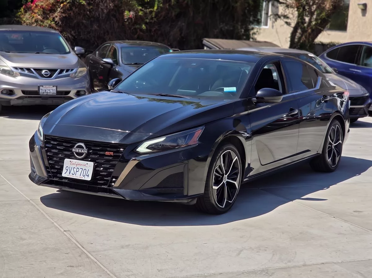 2024 Nissan Altima 2.5 SR - Carnova Inc. photo 6