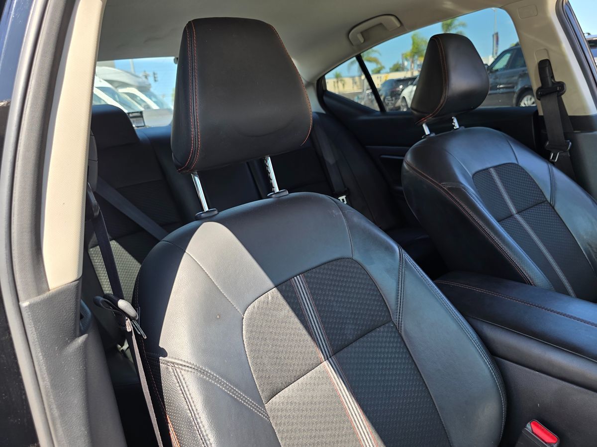 Nissan Altima photo 15