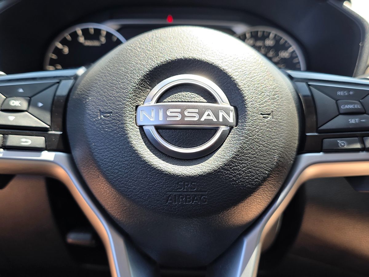 Nissan Altima photo 30