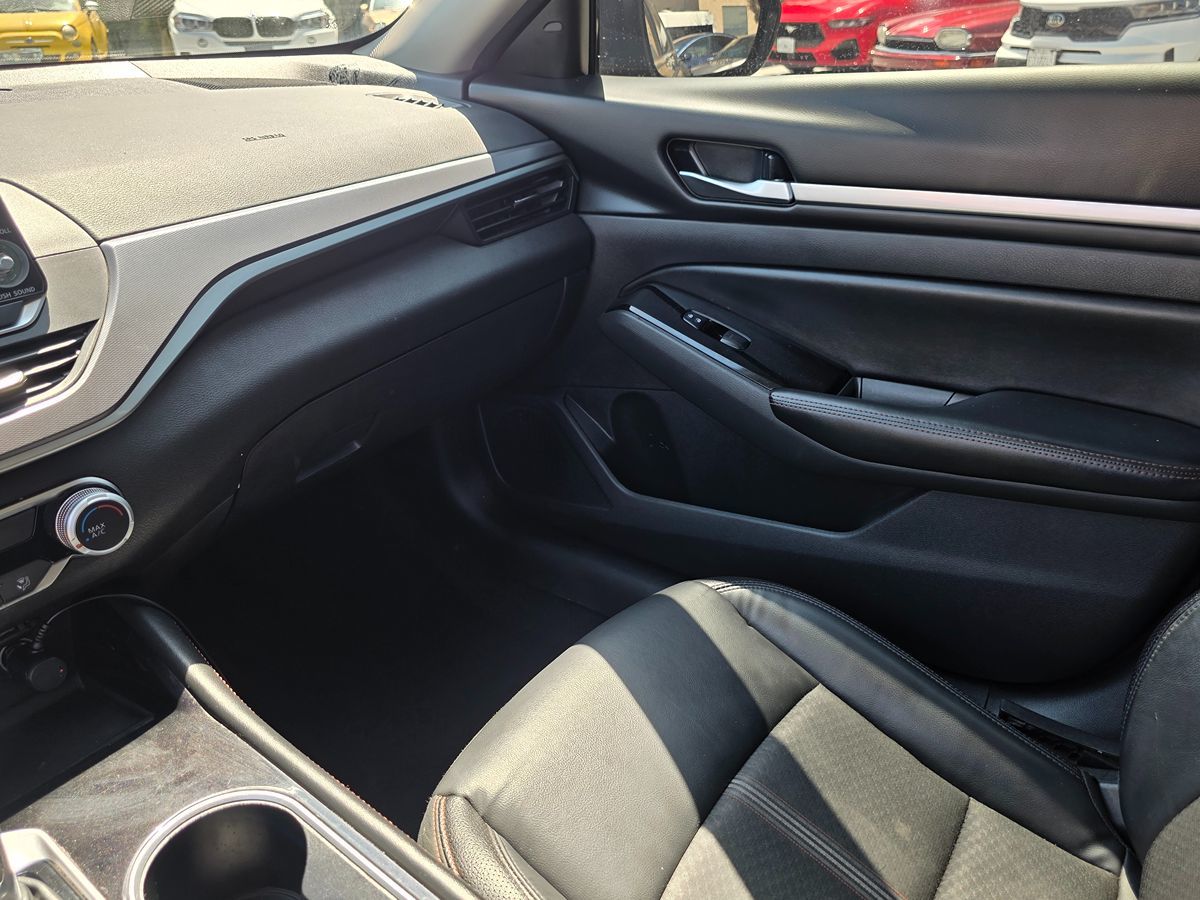Nissan Altima photo 34