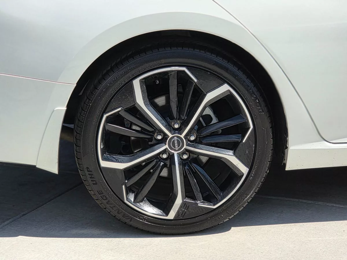 2023 Nissan Altima 2.5 SR - Carnova Inc. photo 10