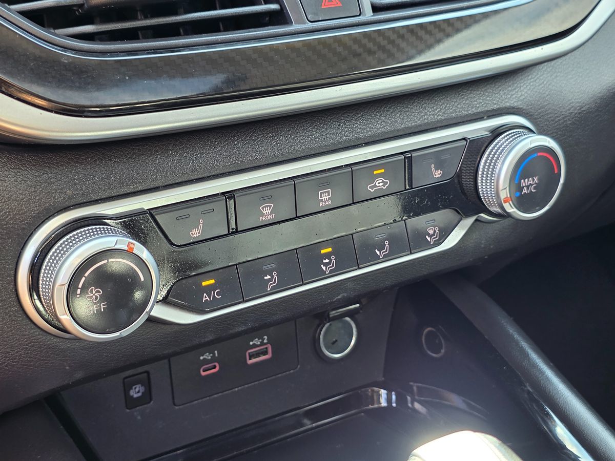 Nissan Altima photo 37