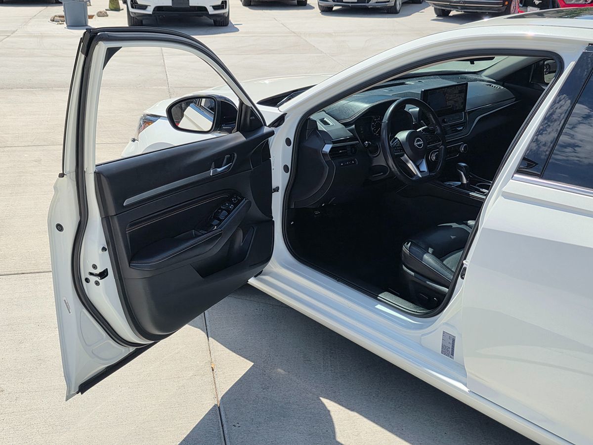 Nissan Altima photo 47