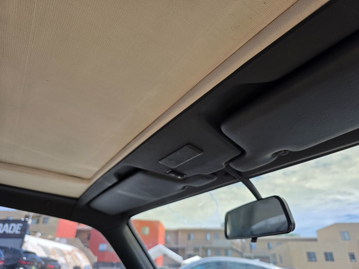 BMW 7 Series photo 14