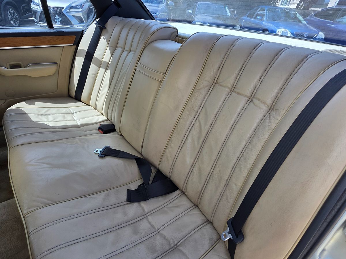 BMW 7 Series photo 19