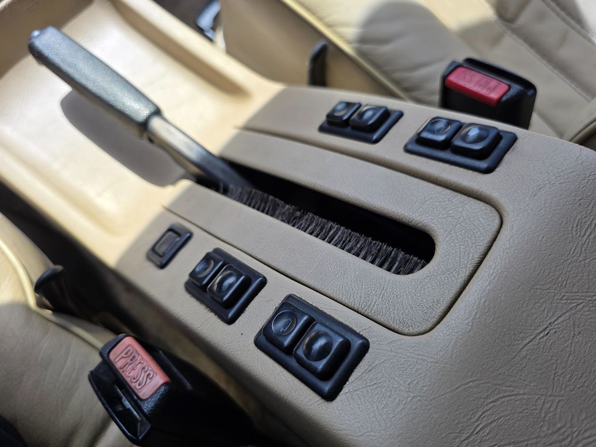 BMW 7 Series photo 27