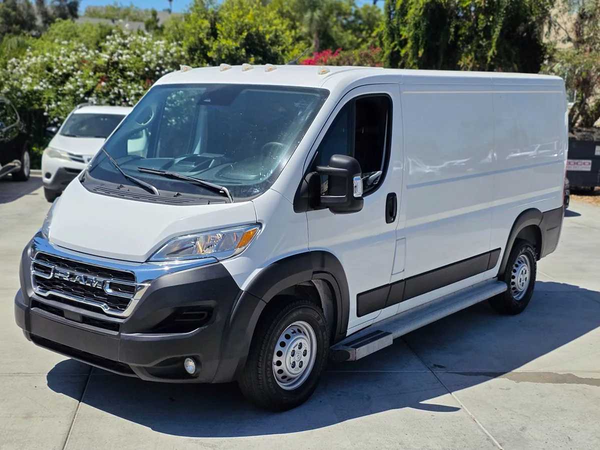2025 RAM ProMaster Cargo Van Tradesman - Carnova Inc. photo 5