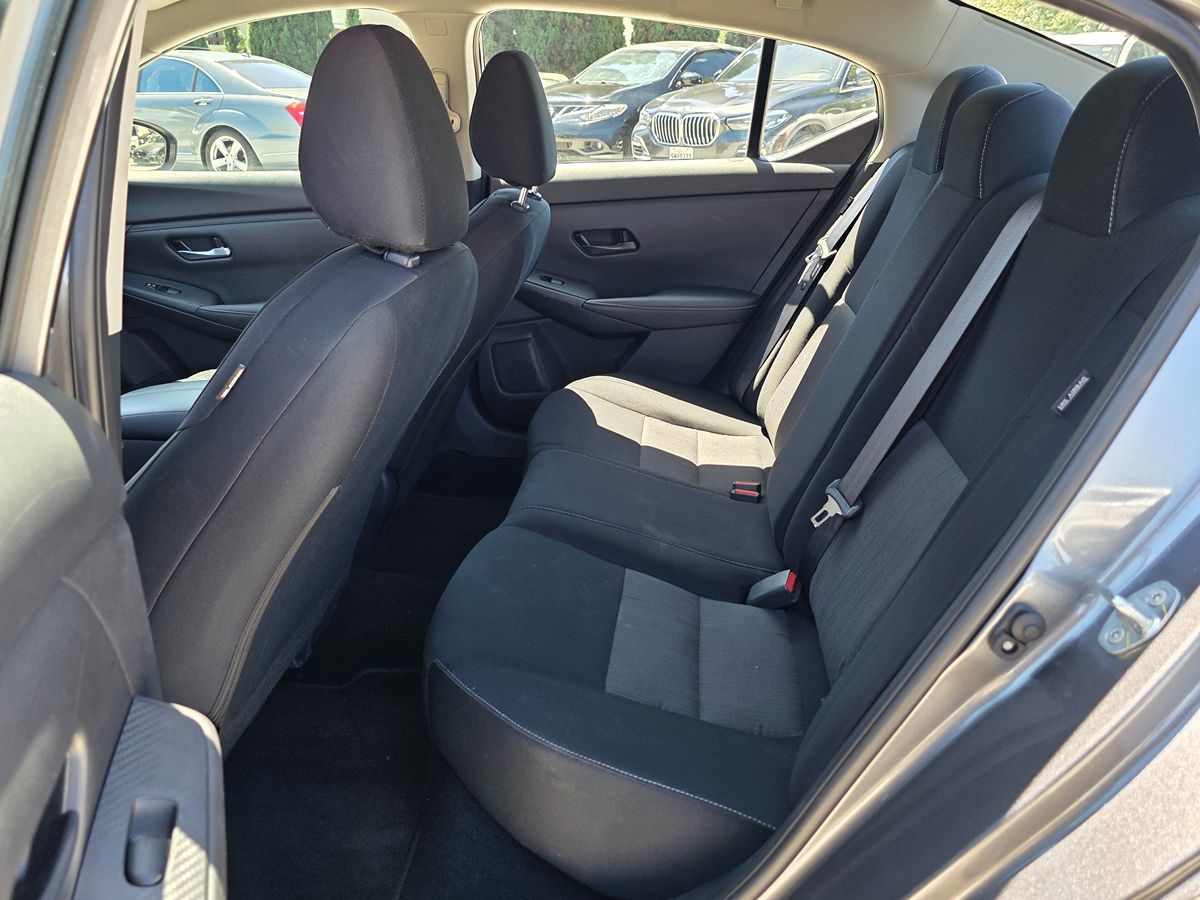 Nissan Sentra photo 19