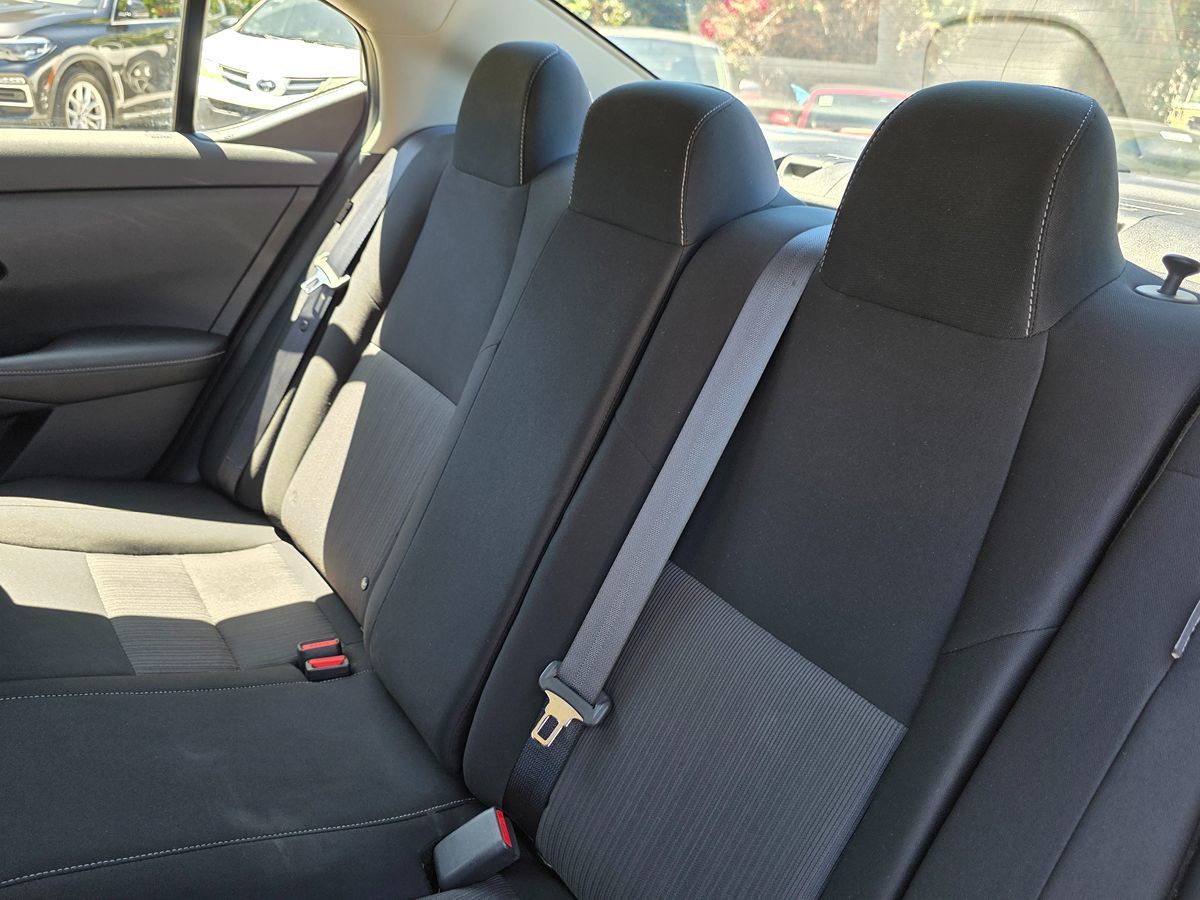 Nissan Sentra photo 20
