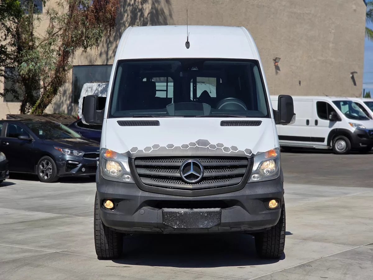 2015 Mercedes-Benz Sprinter RV RWD 2500 144" - Carnova Inc. photo 4