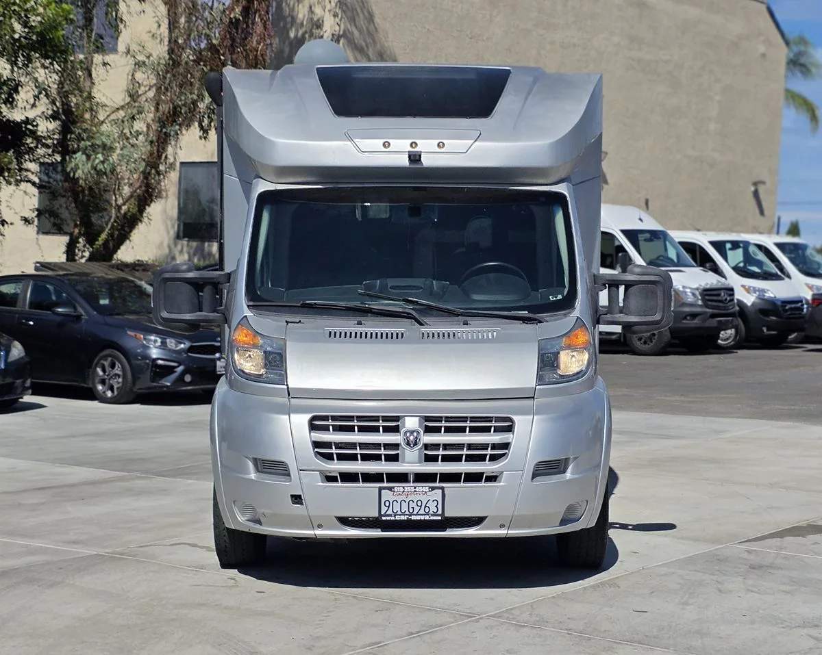 2014 RAM ProMaster RV 3500 - Carnova Inc. photo 4