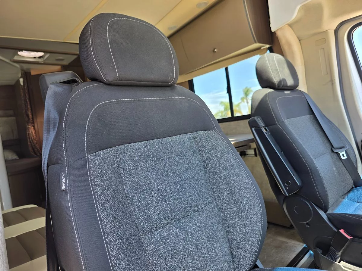 2014 RAM ProMaster RV 3500 - Carnova Inc. photo 15