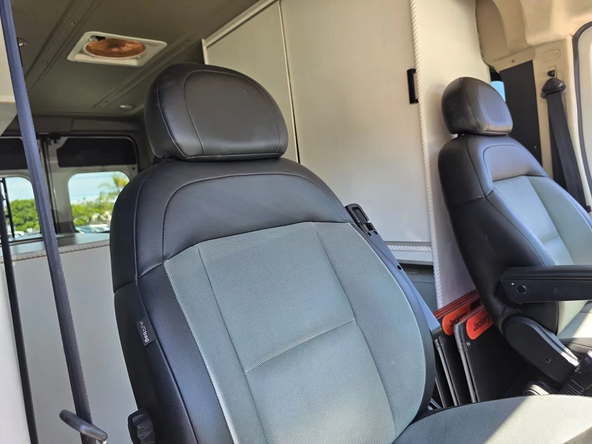2014 RAM ProMaster Cargo Van - Carnova Inc. photo 14