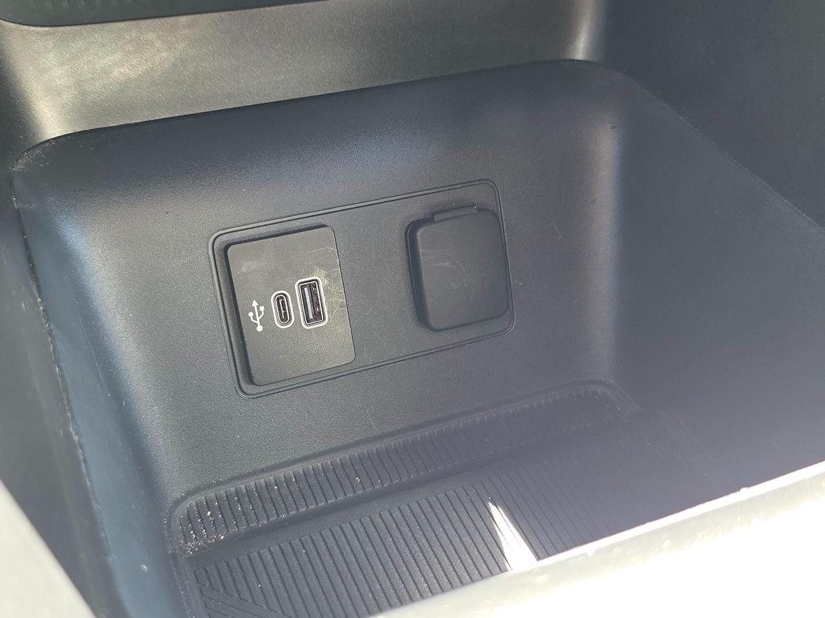 Ford Explorer photo 44