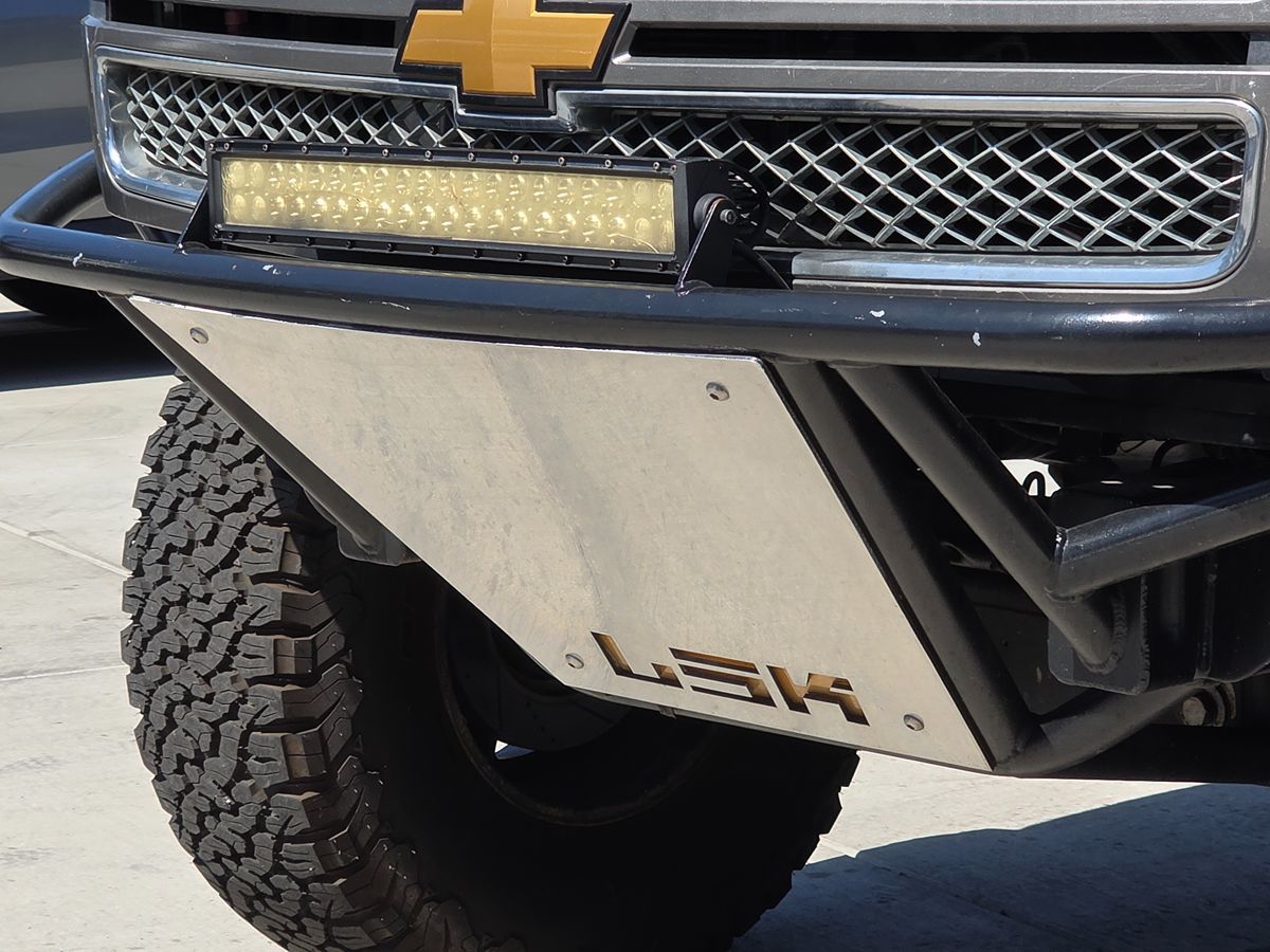 Chevrolet Silverado photo 15
