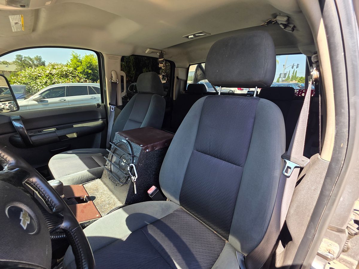 Chevrolet Silverado photo 30