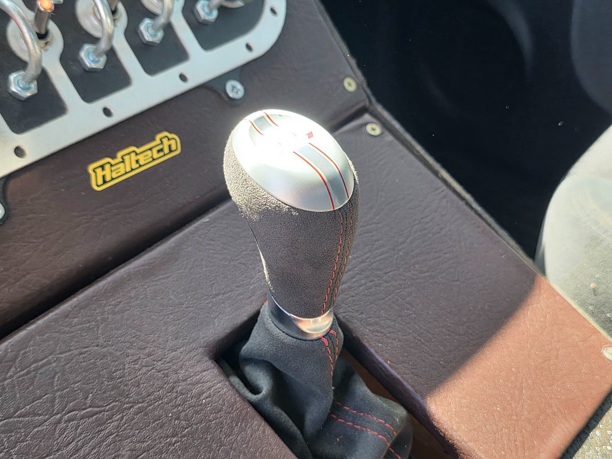 Chevrolet Silverado photo 37