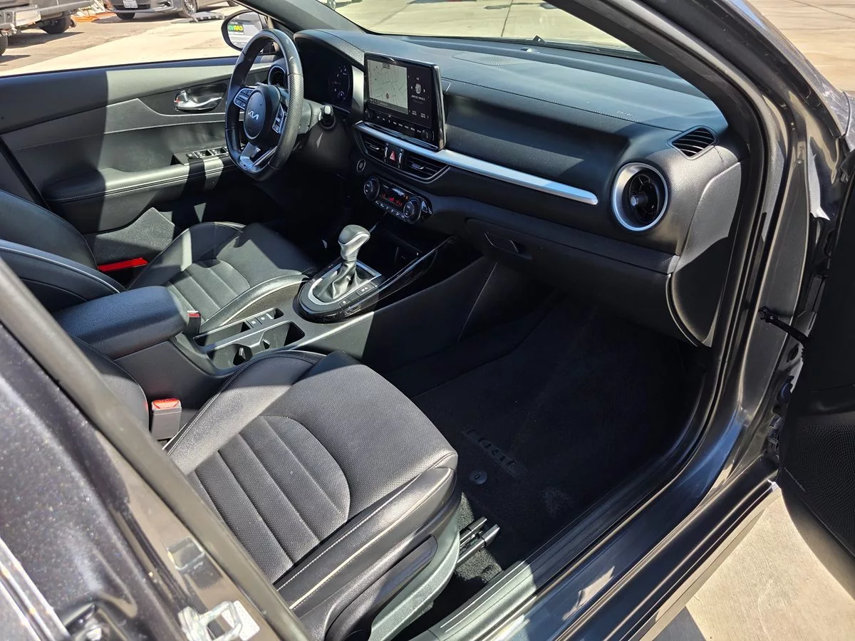 2024 Kia Forte GT-Line - Carnova Inc. photo 12