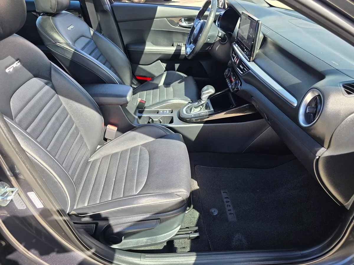 2024 Kia Forte GT-Line - Carnova Inc. photo 13