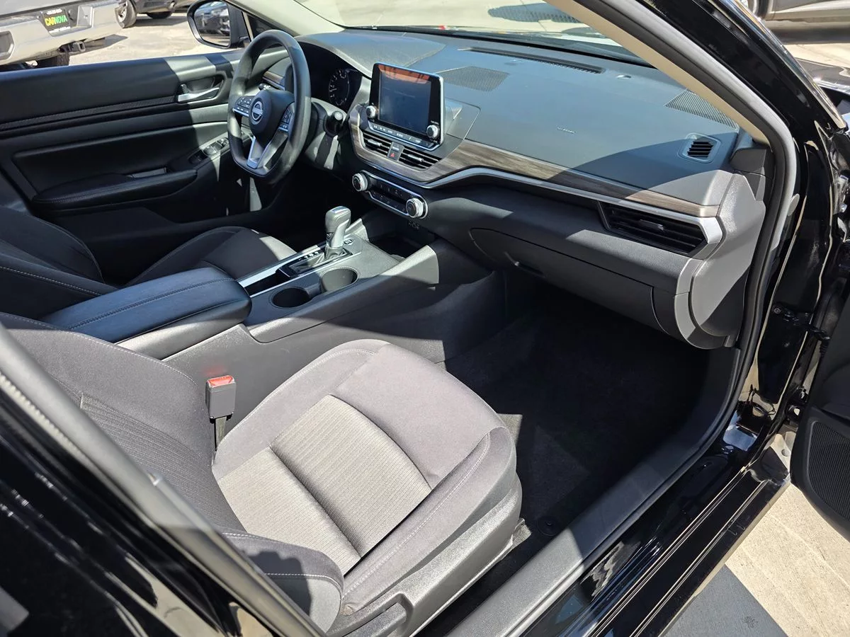 2025 Nissan Altima SV - Carnova Inc. photo 13