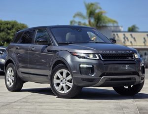 2017 Land Rover Range Rover Evoque SE - Carnova Inc. photo 2