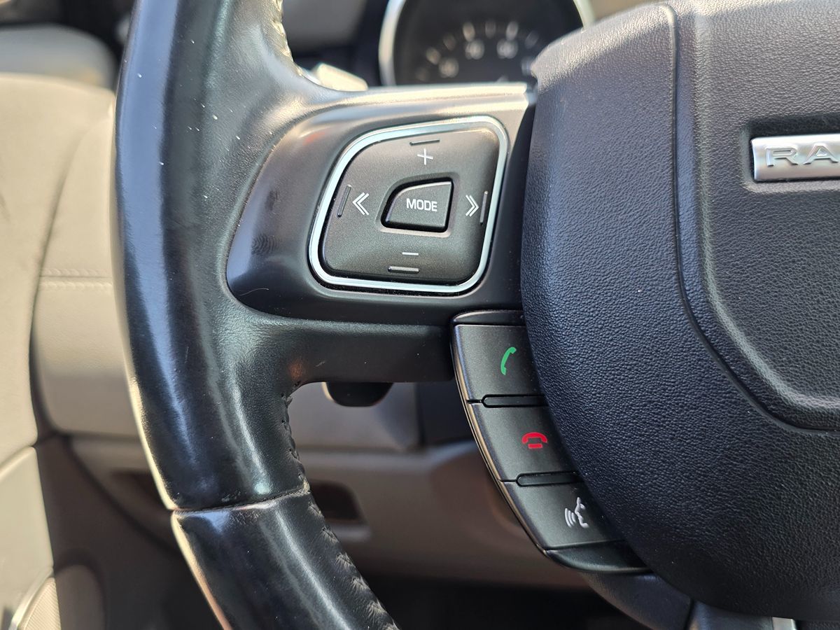 Land Rover Range Rover Evoque photo 29