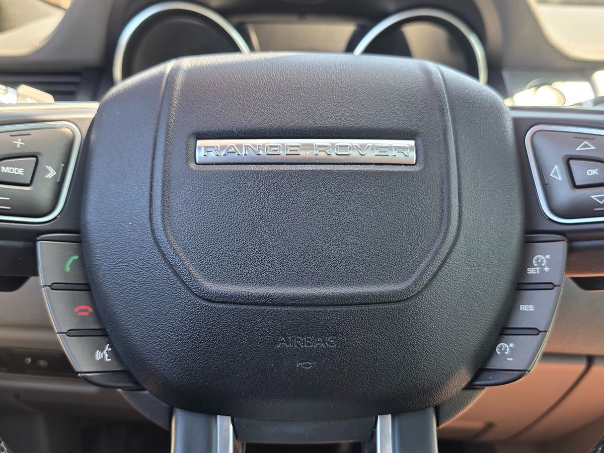 Land Rover Range Rover Evoque photo 30