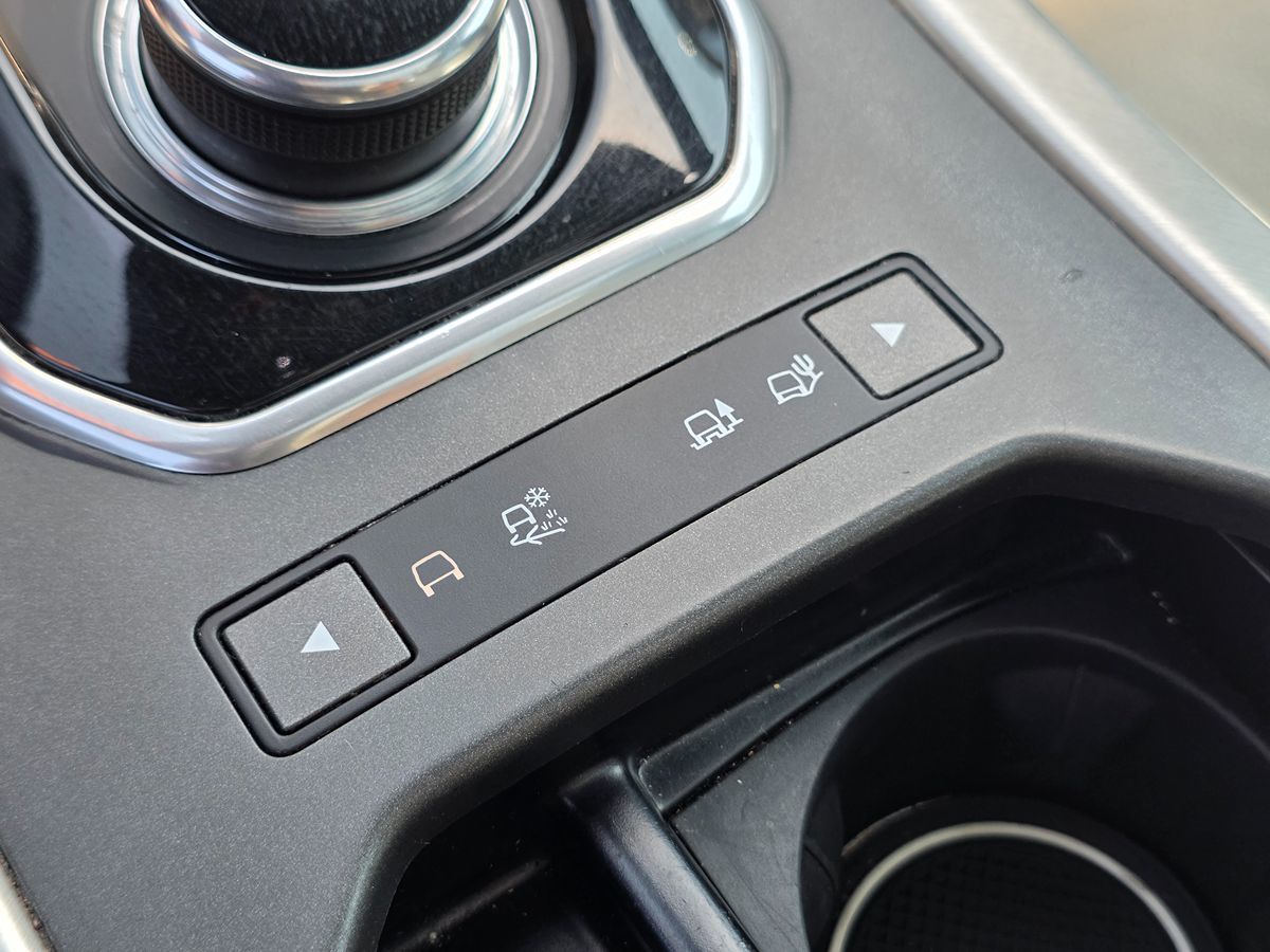 Land Rover Range Rover Evoque photo 35