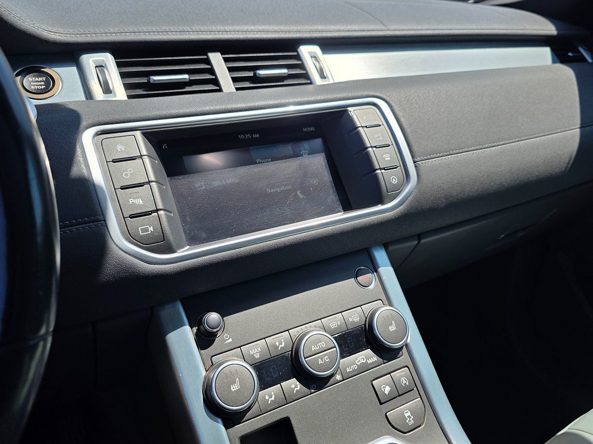 Land Rover Range Rover Evoque photo 38