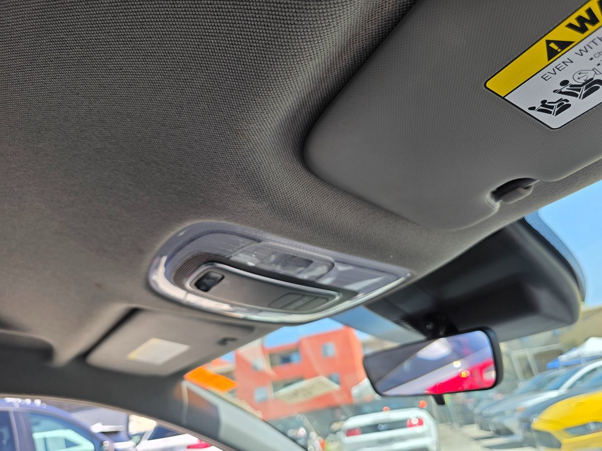 Hyundai Elantra photo 14
