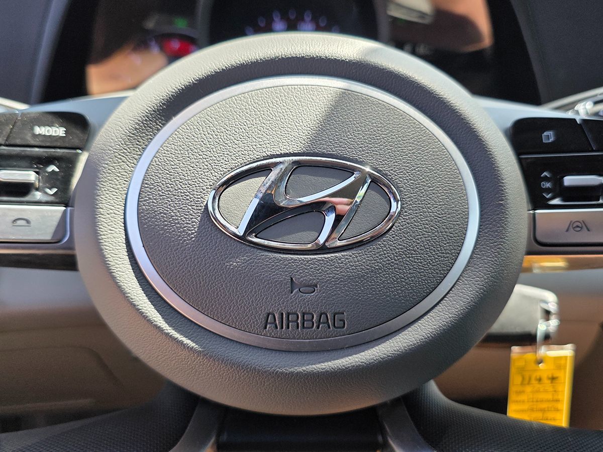 Hyundai Elantra photo 27