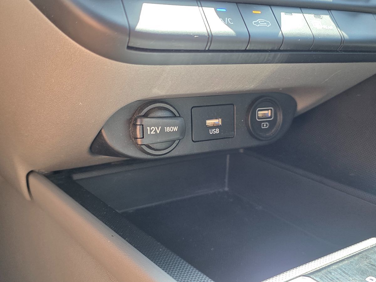 Hyundai Elantra photo 35