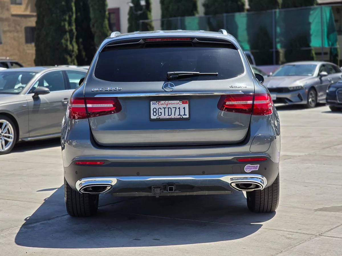 2019 Mercedes-Benz GLC 350e 4MATIC SUV - Carnova Inc. photo 8