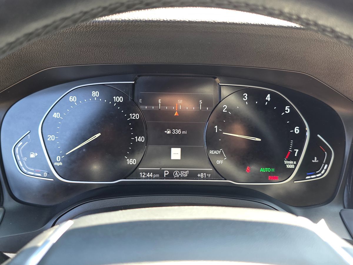 BMW 3 Series photo 33