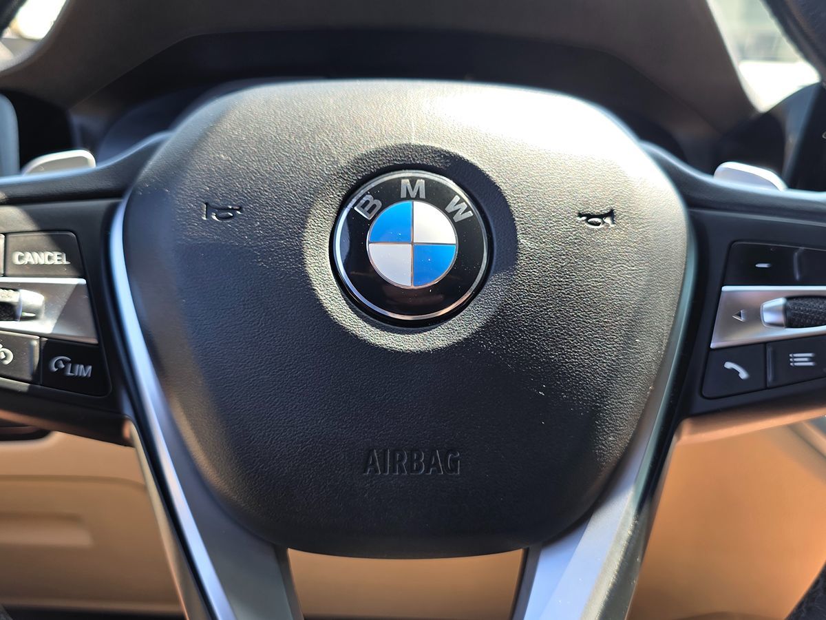 BMW 3 Series photo 35