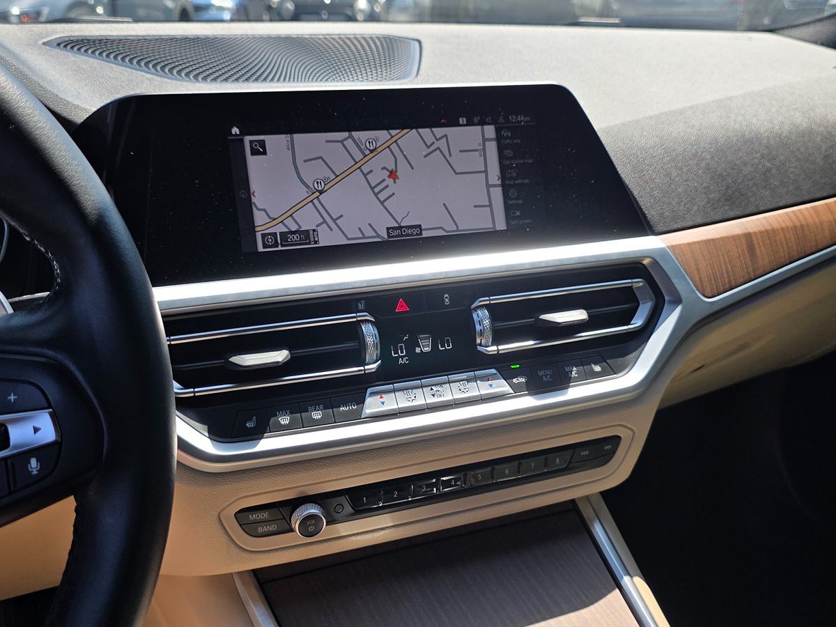 BMW 3 Series photo 37