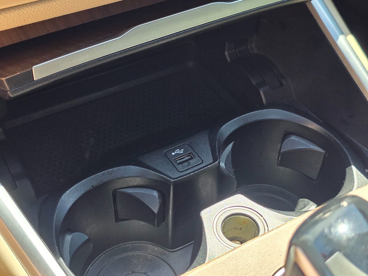 BMW 3 Series photo 45