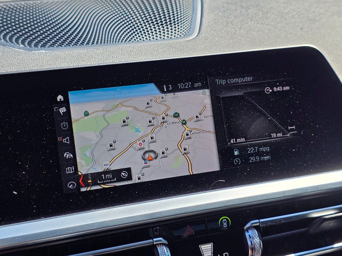 BMW 3 Series photo 35