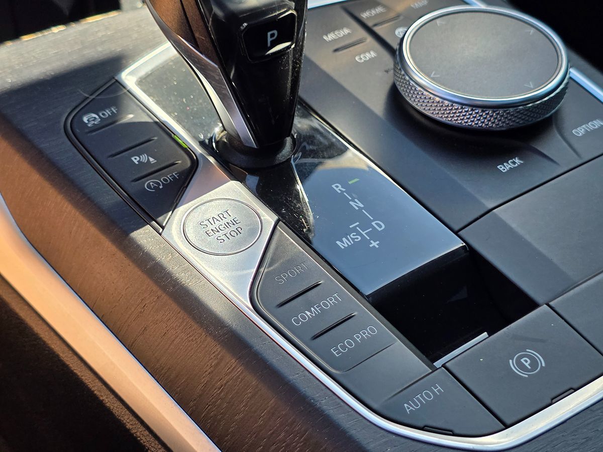 BMW 3 Series photo 40