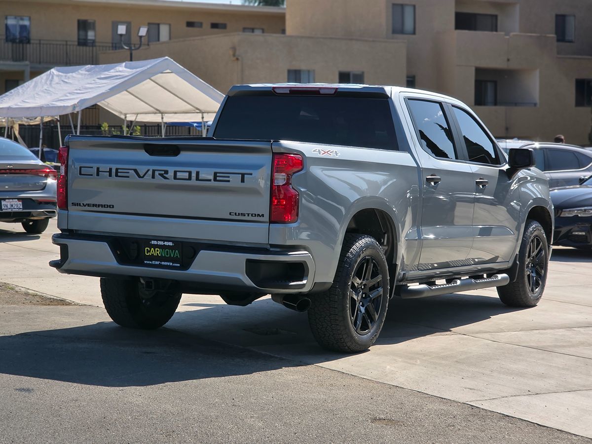 Chevrolet Silverado photo 9