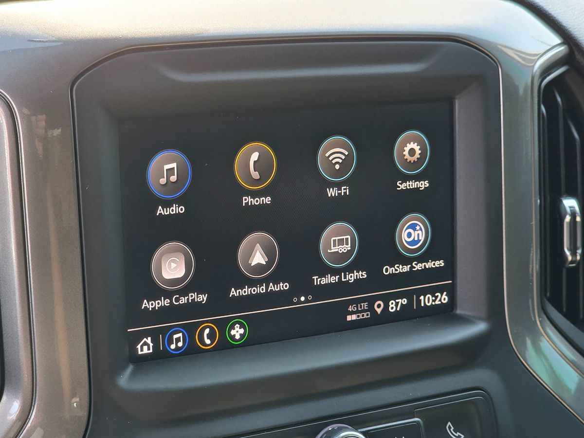 Chevrolet Silverado photo 34