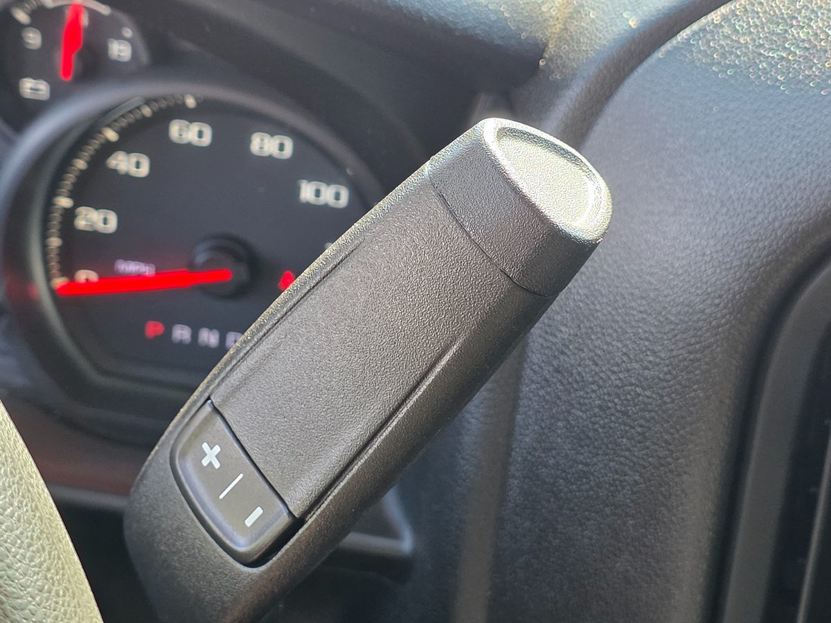 Chevrolet Silverado photo 43