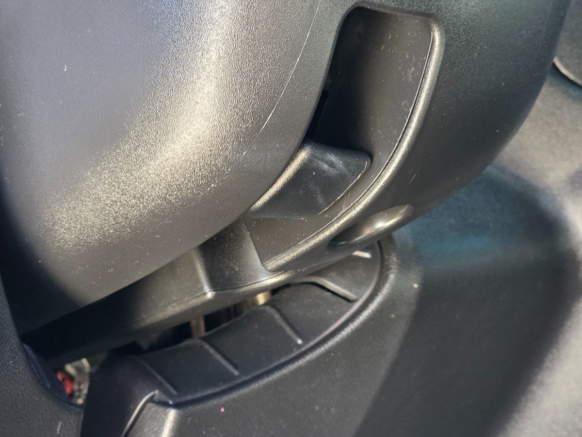 Chevrolet Silverado photo 46