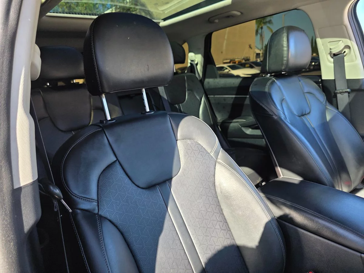 2022 Kia Sorento S - Carnova Inc. photo 13