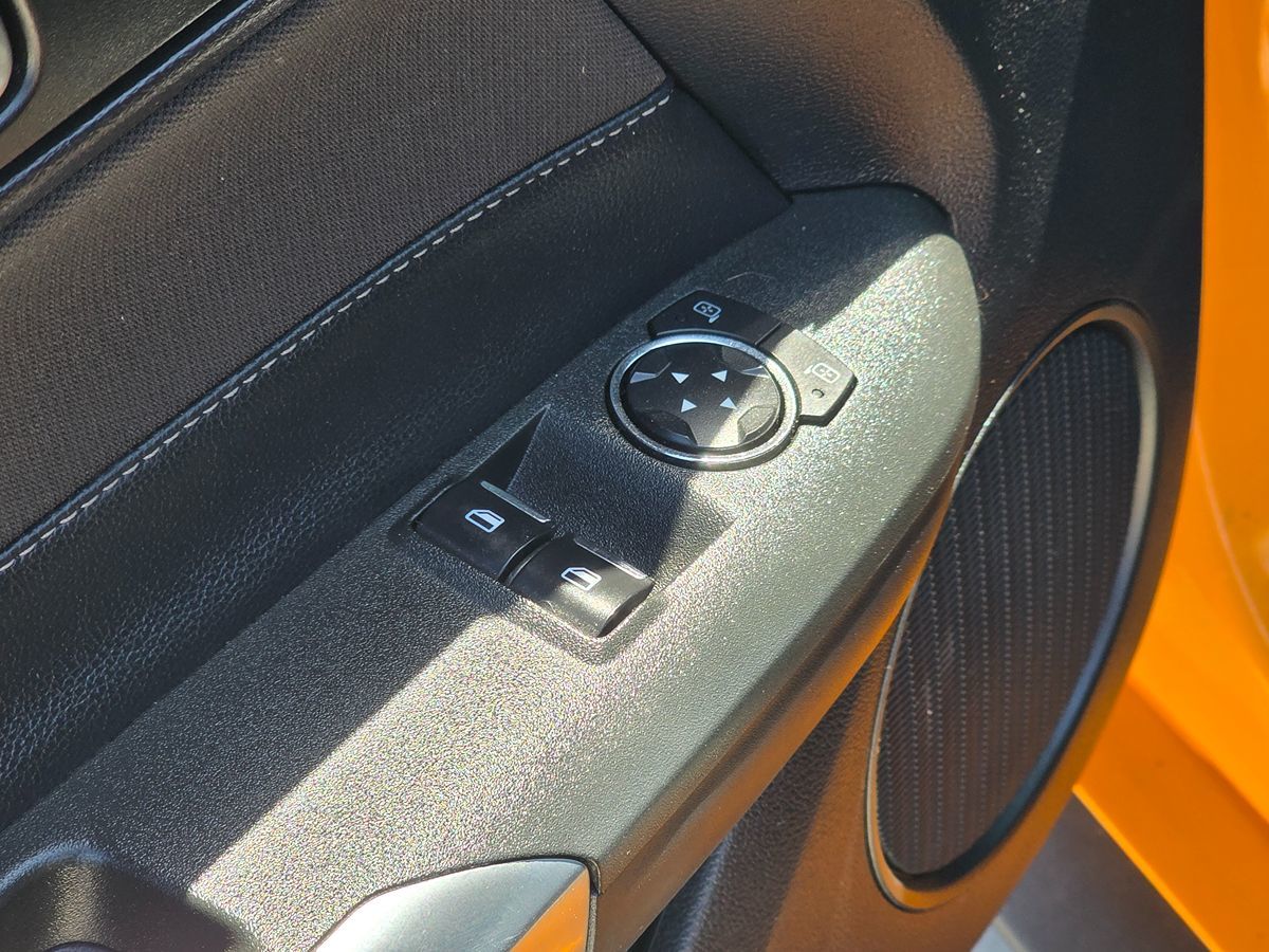 Ford Mustang photo 22