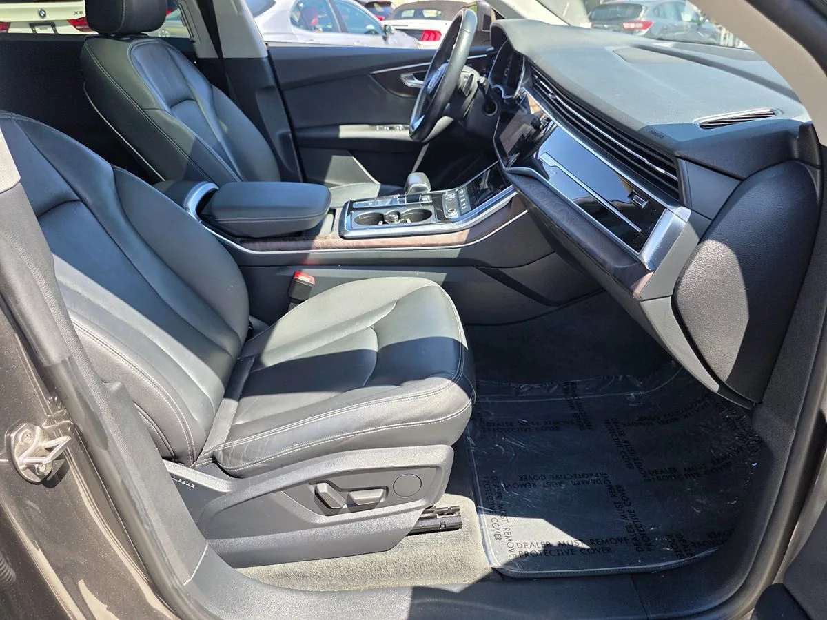 2019 Audi Q8 Premium - Carnova Inc. photo 13