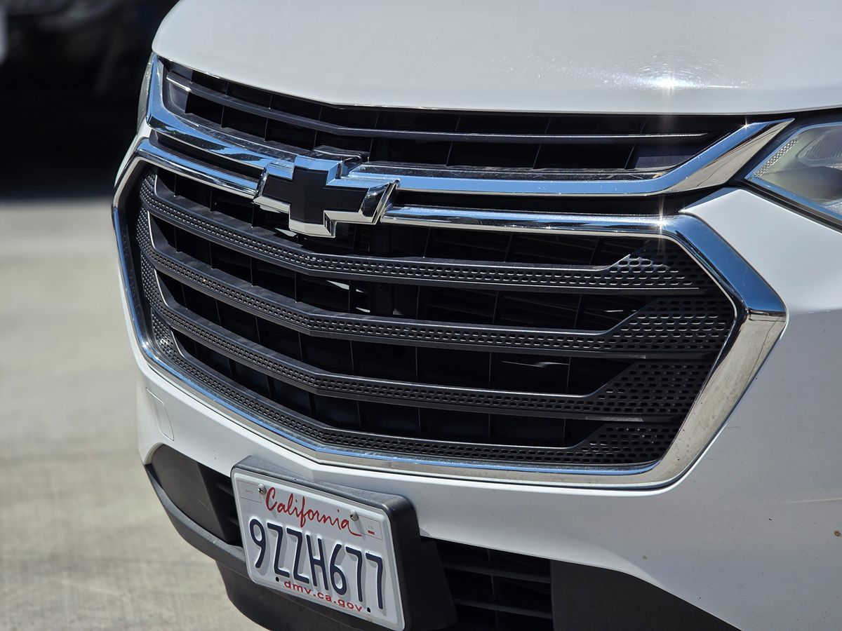 Chevrolet Traverse photo 8