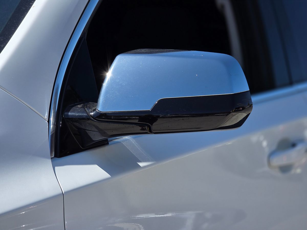 Chevrolet Traverse photo 9
